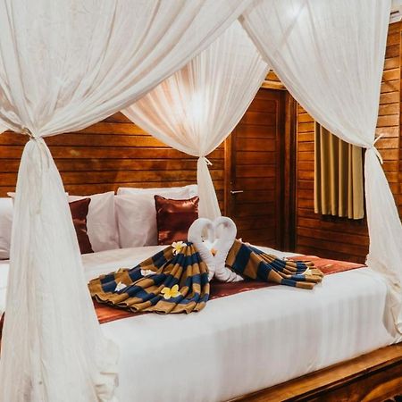 Taman Tirta Villa Нуса-Лембонган Экстерьер фото