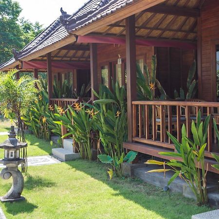 Taman Tirta Villa Нуса-Лембонган Экстерьер фото