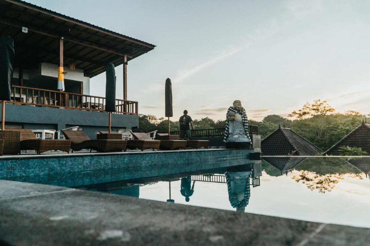 Taman Tirta Villa Нуса-Лембонган Экстерьер фото
