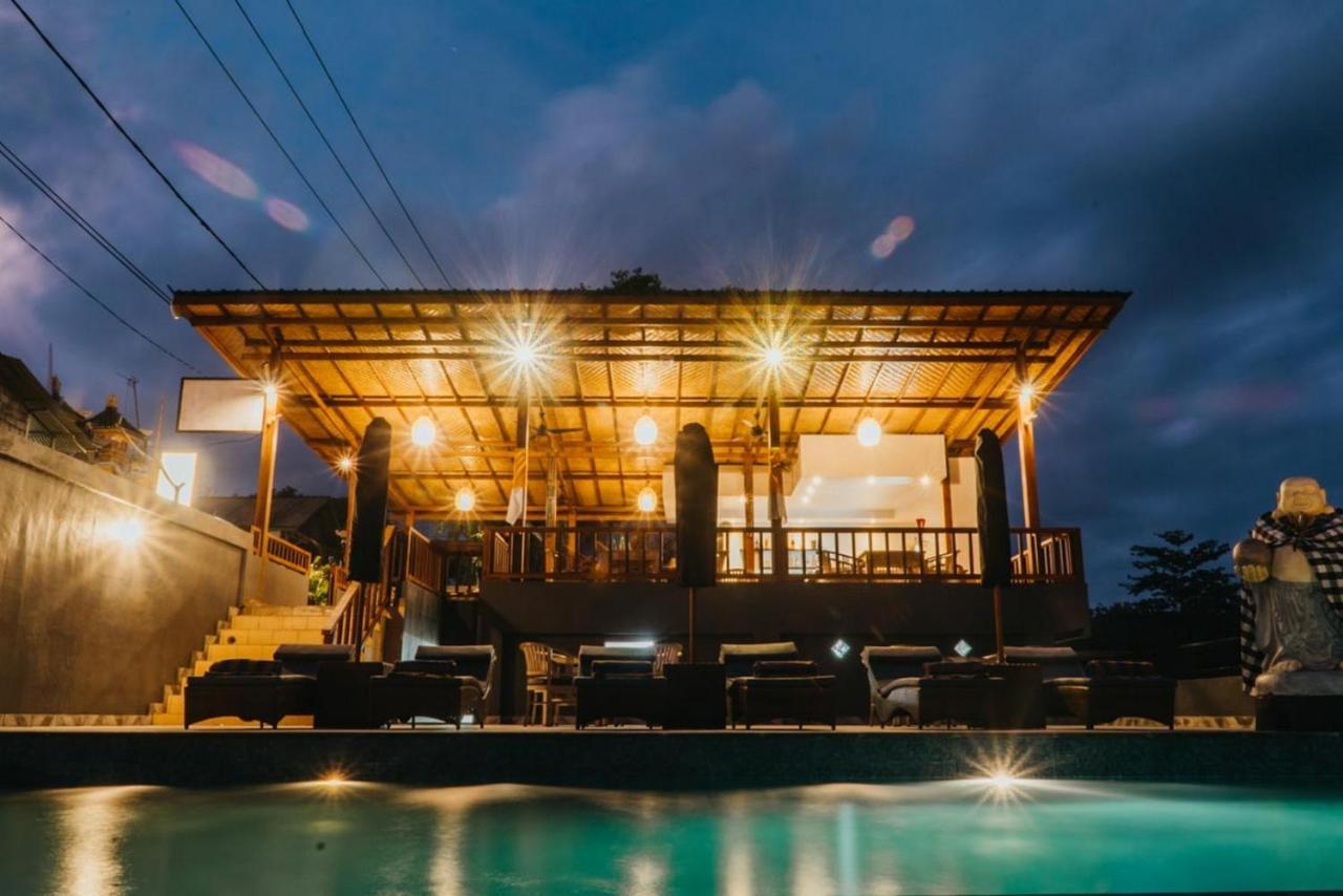 Taman Tirta Villa Нуса-Лембонган Экстерьер фото